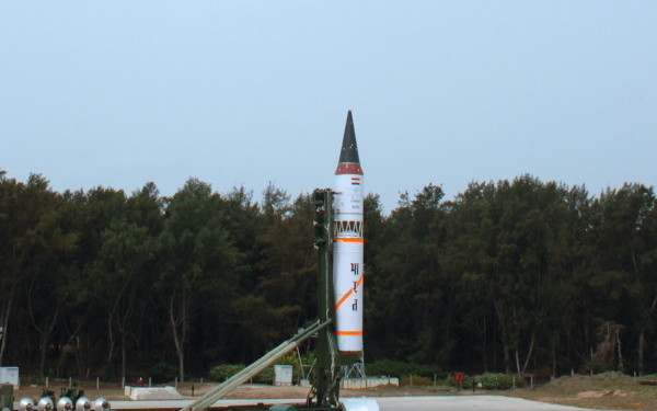 Rusia e acuzata ca a incalcat tratatul privind controlul armelor testand o racheta nucleara. Mesajul trimis lui Putin