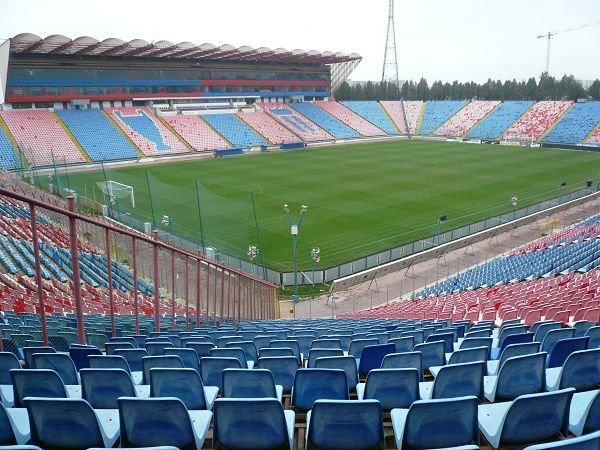 Partida dintre STEAUA si CS UNIVERSITATEA CRAIOVA se disputa cu PORTILE INCHISE