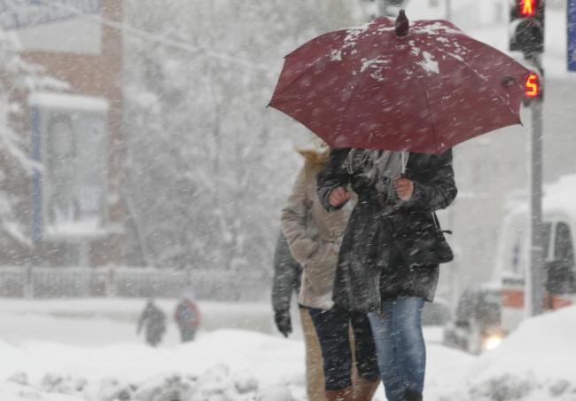 GER, ninsori izolate si maxime care nu sar de -2 grade Celsius. In weekend vremea se schimba