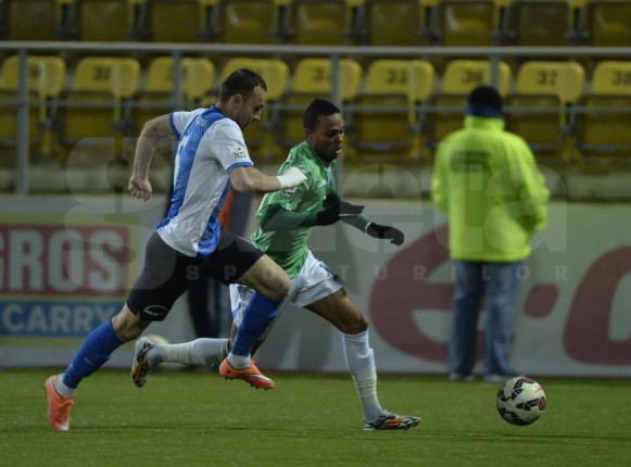Viitorul – CS U Craiova 1-1 » Cârţu şi Săndoi au ajuns la 14 meciuri fără înfrîngere