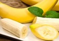 Mâncăm banane cu toții pentru că sunt bune și sănătoase. Țin de foame și nici nu îngrașă… dacă nu mâncăm prea multe
