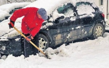 CE TREBUIE SĂ FACI DACĂ TE PRINDE VIJELIA PE DRUMURI