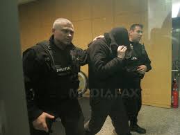 ATENTAT dejucat la Târgu Secuiesc: Un membru al unei mişcări maghiare extremiste intenţiona să detoneze o bombă la parada de 1 Decembrie