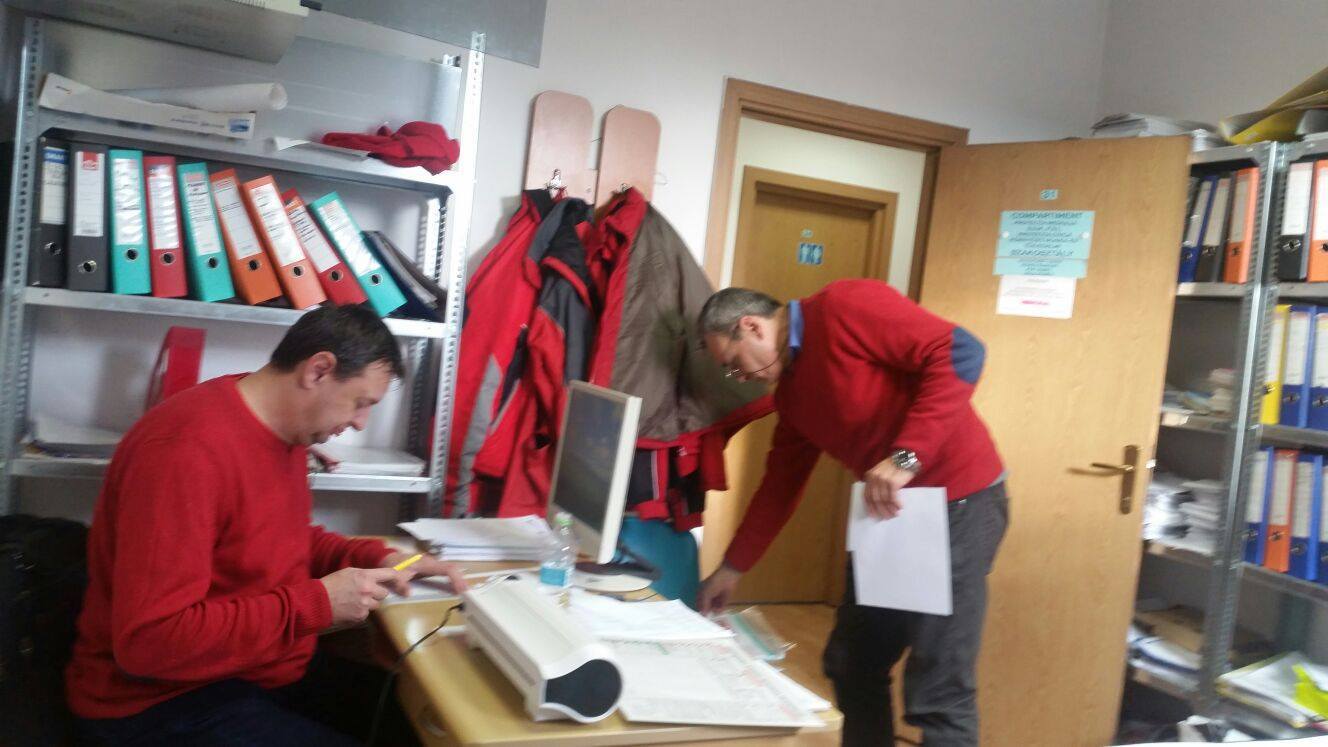 Cris Prev – In laboratorul nostru de la Tg.Mures se munceste de zor! Hocus-Pocus, planu-i gata!