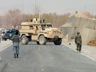 O rachetă a căzut într-o bază din Afganistan în care sunt militari români