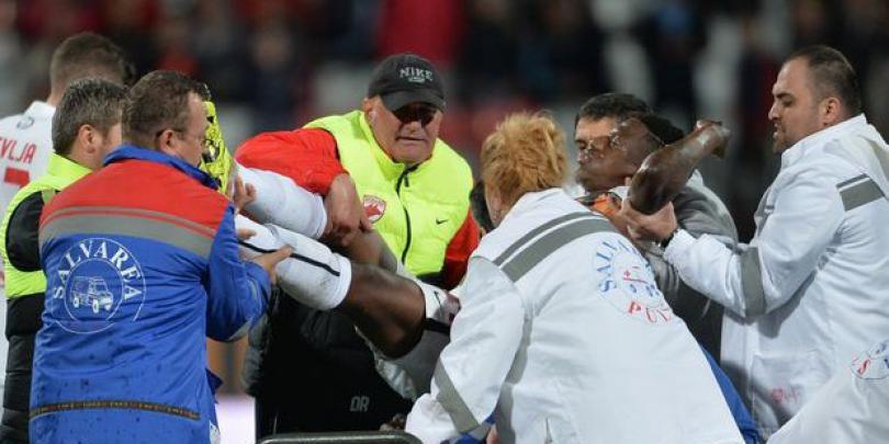 “E clar că unele cluburi din România drămuiesc facilităţile medicale”. Poziţia FIFPro în cazul “Ekeng”