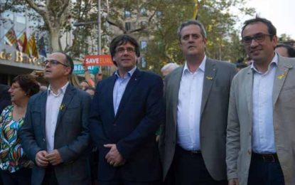 Opt foşti membri ai Guvernului din Catalonia au fost arestaţi/ A fost emis mandat european de arestare pe numele lui Carles Puigdemont