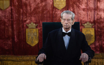 Casa Regală: Regele Mihai, în continuare în stare gravă/ Regele poate fi vizitat doar de fiicele sale, de Principele Radu şi de Mitropolitul Iosif