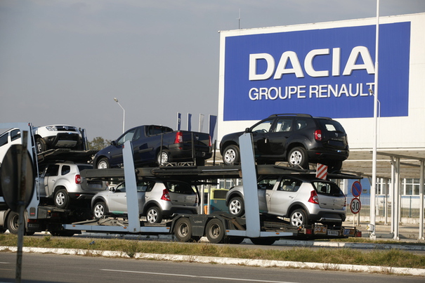 Dacia recheamă în service-uri peste 1.800 de maşini Duster. Ce a descoperit producătorul auto