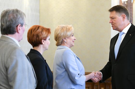 Dăncilă i-a trimis o nouă scrisoare lui Iohannis: Beneficiez de dreptul exclusiv de alegere a miniştrilor