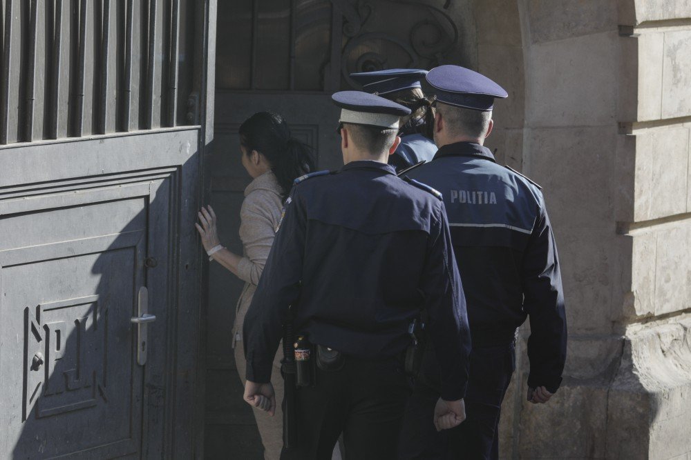 Sorina Pintea scapă de arestul preventiv. Fostul ministru, pus sub control judiciar Citeşte întreaga ştire: Sorina Pintea scapă de arestul preventiv. Fostul ministru, pus sub control judiciar