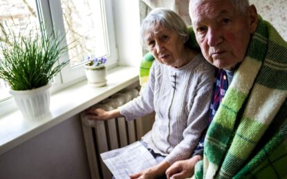 Factura la gaz și lumină, o povară pentru 45% din familii. Cum au ajuns românii să sufere de sărăcie energetică Citeşte întreaga ştire: Factura la gaz și lumină, o povară pentru 45% din familii. Cum au ajuns românii să sufere de sărăcie energetică