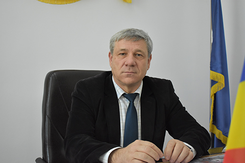 Primăria Bârlad a alocat 8.000 de lei pentru un aparat de cafea. Primarul: „Poate să fie şi 6.000, şi 5.000 de lei” Citeşte întreaga ştire: Primăria Bârlad a alocat 8.000 de lei pentru un aparat de cafea. Primarul: „Poate să fie şi 6.000, şi 5.000 de lei”